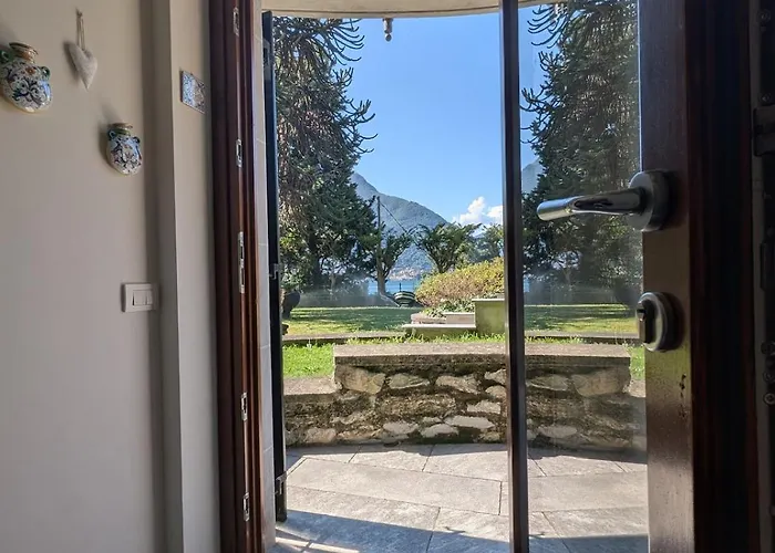 A Window On The Апартаменты