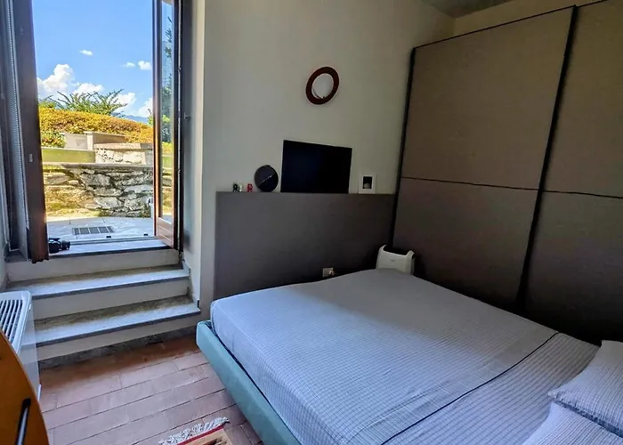 A Window On The * Pognana Lario