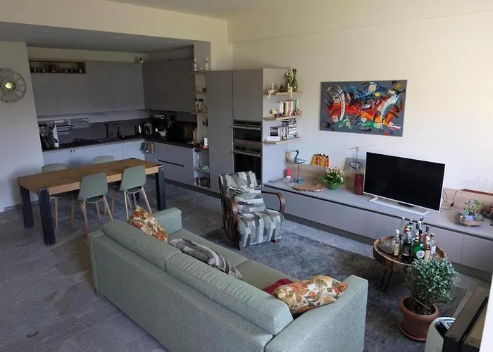 A Window On The * Pognana Lario